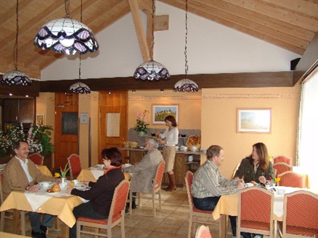 Hotel Am Wald Оттобрунн Экстерьер фото